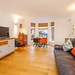 Robyn\'S Retreat