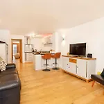 Robyn\'S Retreat
